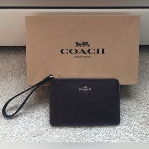 Coach Small Wristlet (Oxblood - Brown/Dark Red)